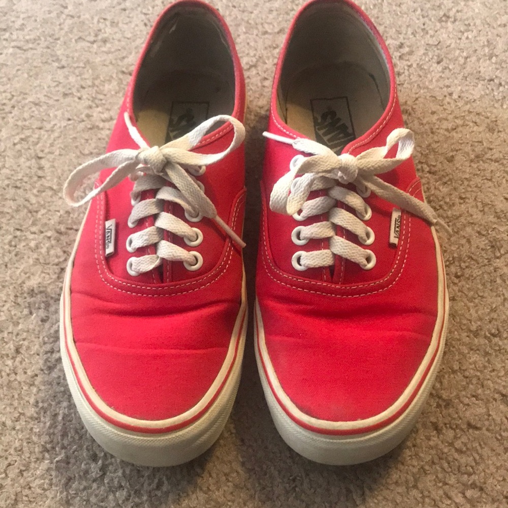 Vans authentic red sz 9